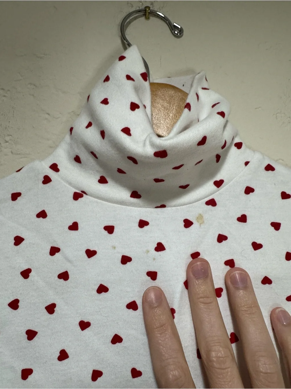 Vintage Heart Print Turtleneck Top & Red Velour / Velvet Pants - Size 7/8